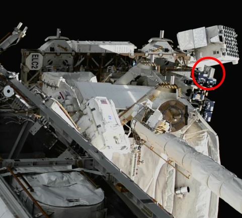 Space Entanglement and Annealing QUantum Experiment (SEAQUE)